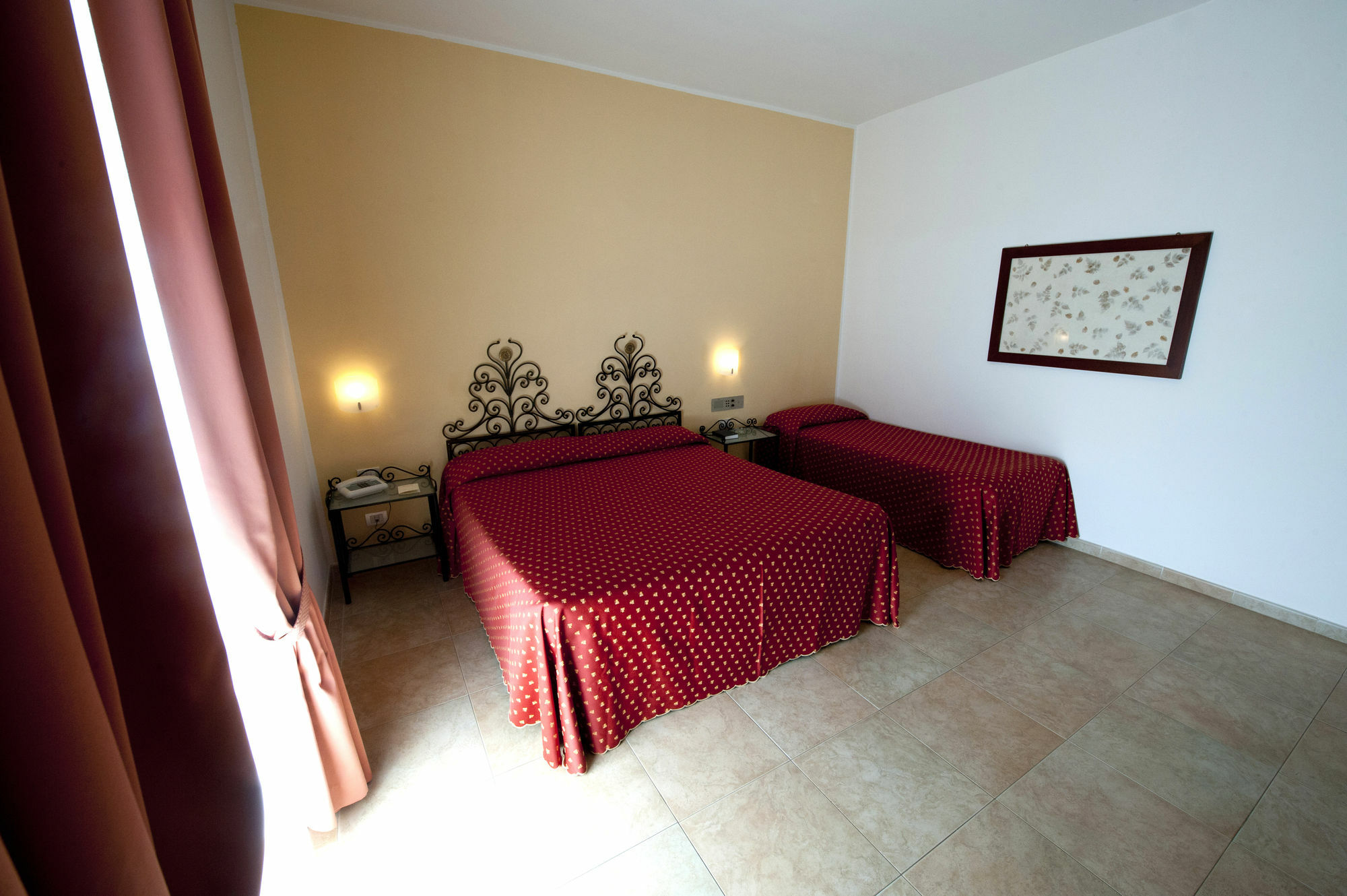 Degli Aranci Hotel 4*